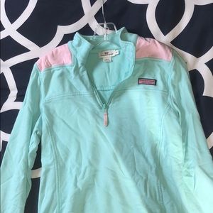 Vineyard vines Women’s Shep shirt.